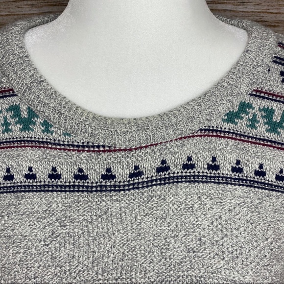 Vintage Jantzen Textured Gray & Teal Crew Neck Sweater - Picture 5 of 8